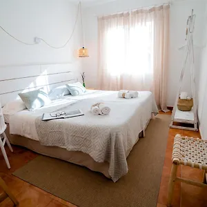 Sa Set Cales Hostel